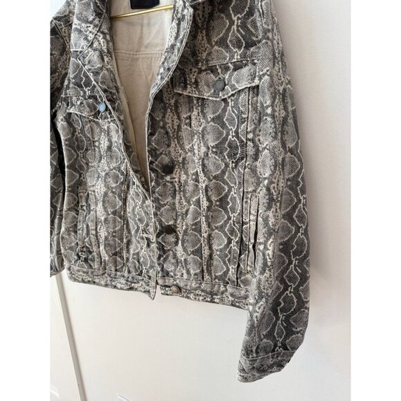 BLANKNYC Denim Trucker Jacket Snake Along Snakeskin Large - Picture 7 of 11